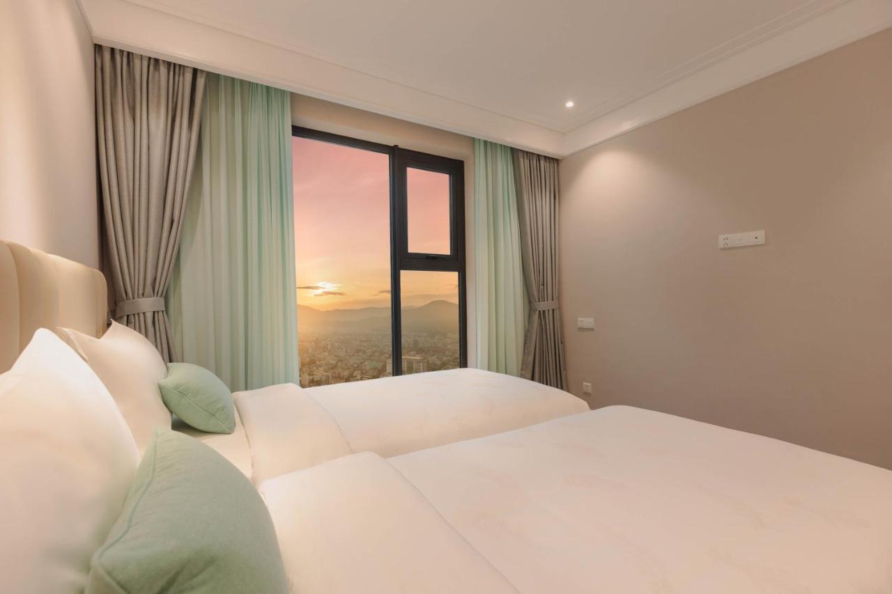 Altara Luxury Residences Куи Нхон Екстериор снимка