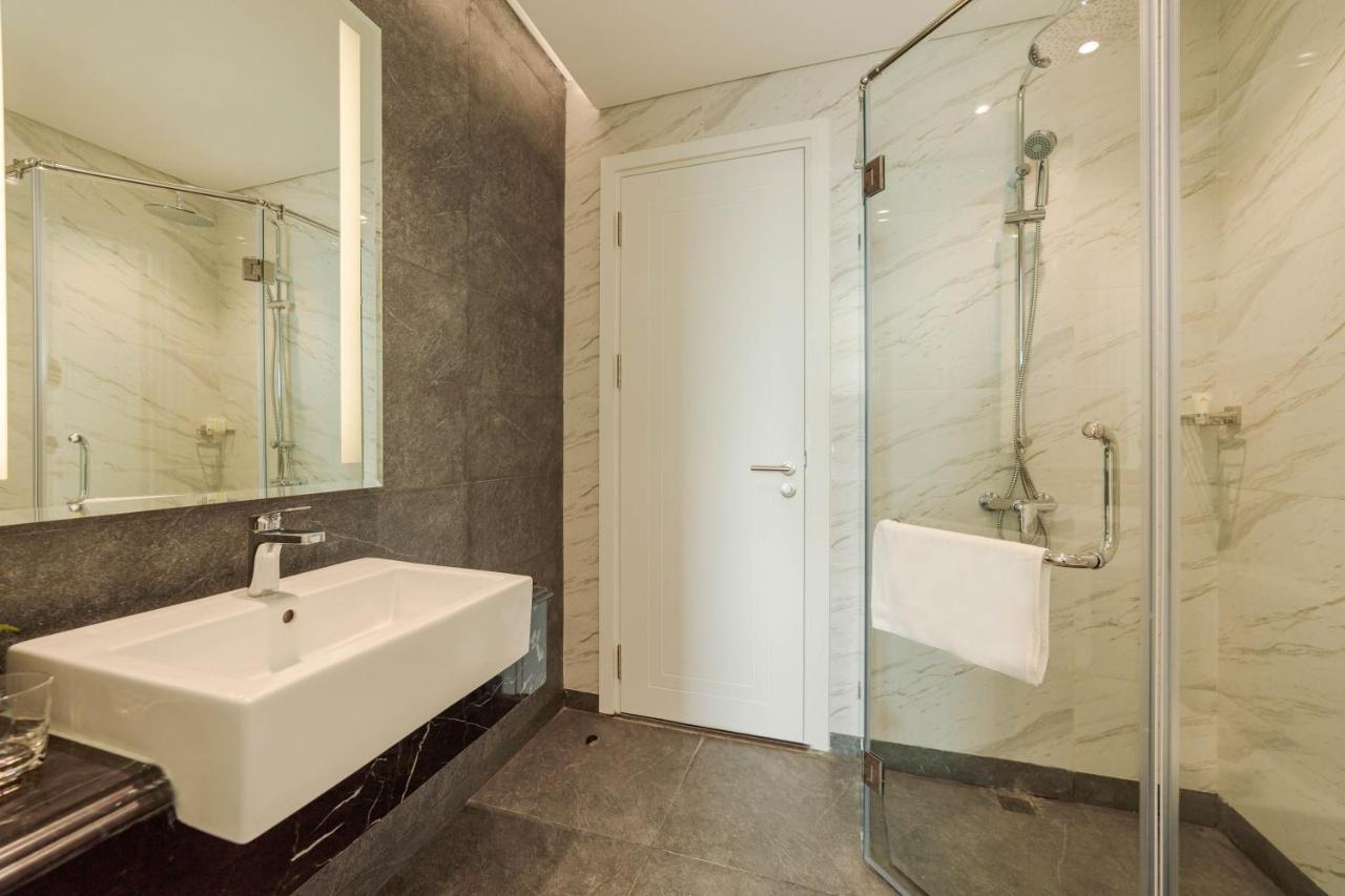 Altara Luxury Residences Куи Нхон Екстериор снимка